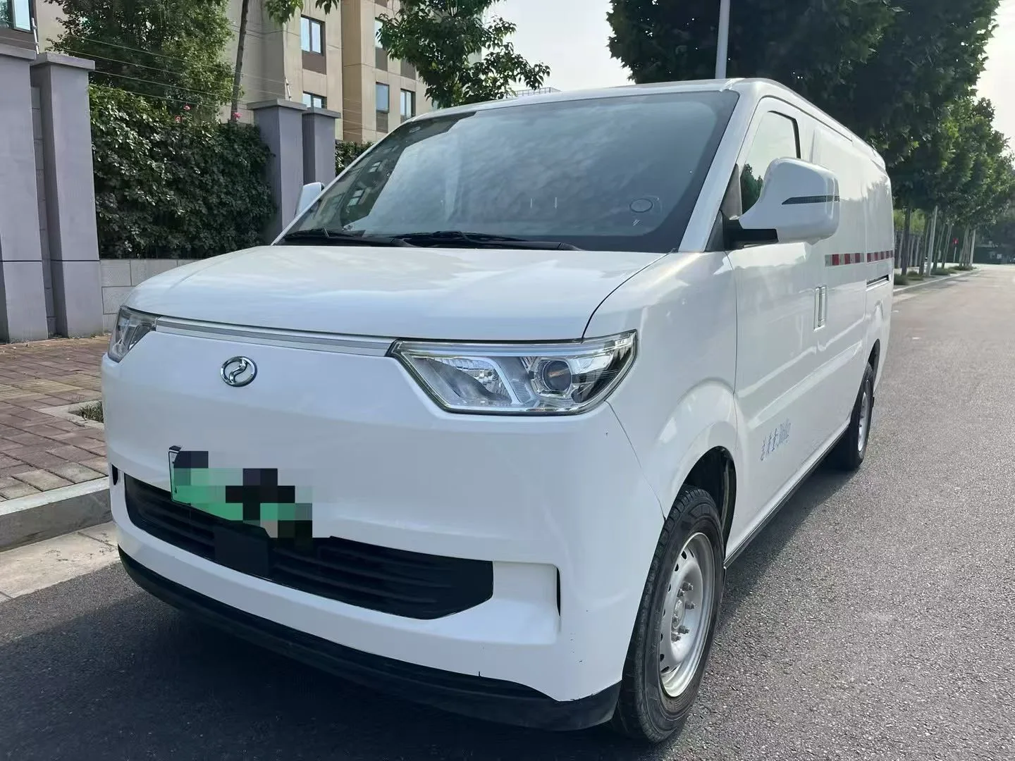 Ruichi 2025 EC75 Smart Driving Standard Edition Pioneer Type I 41.85kWh Automatic