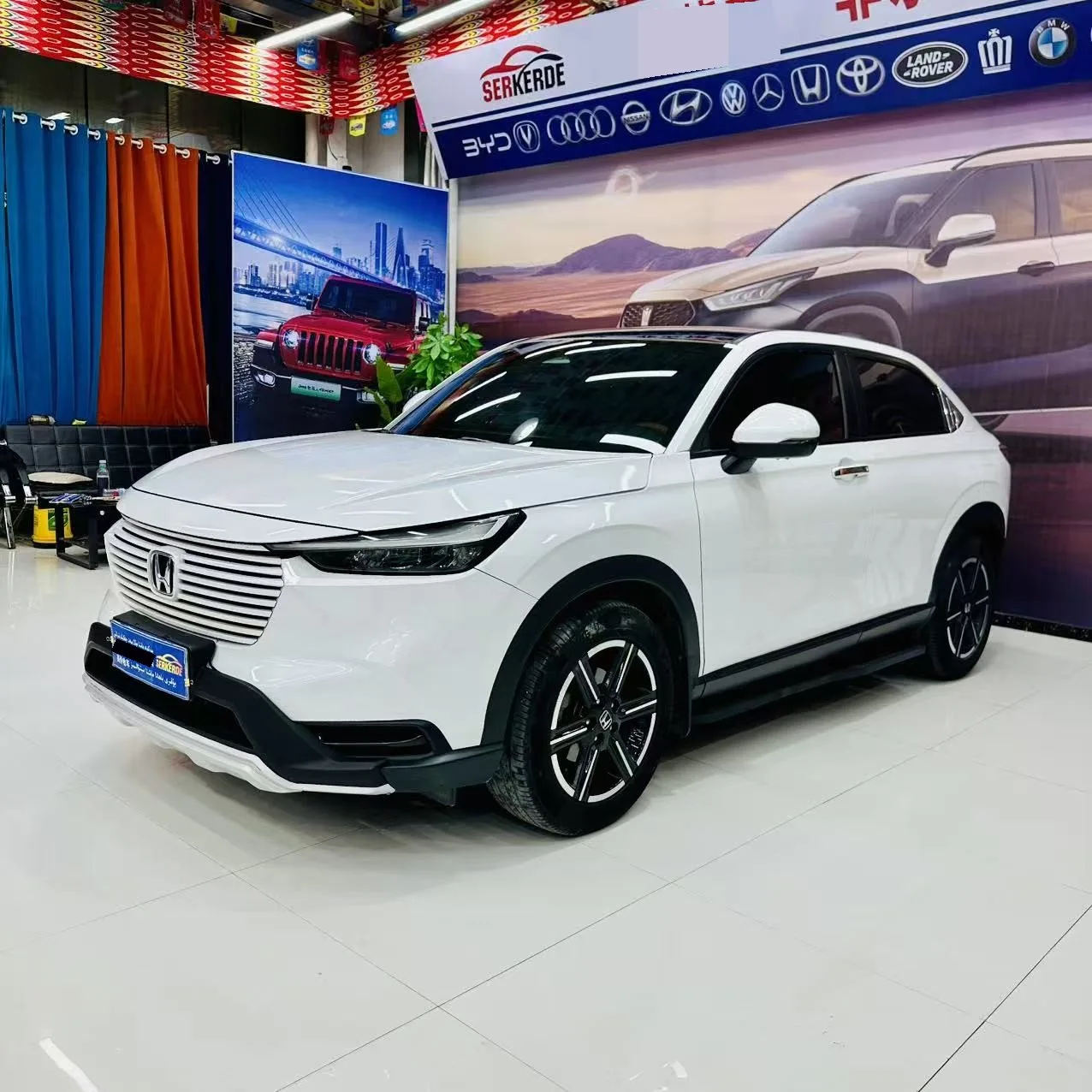 Vezel 2023 1.5L CVT Mid-Range Version