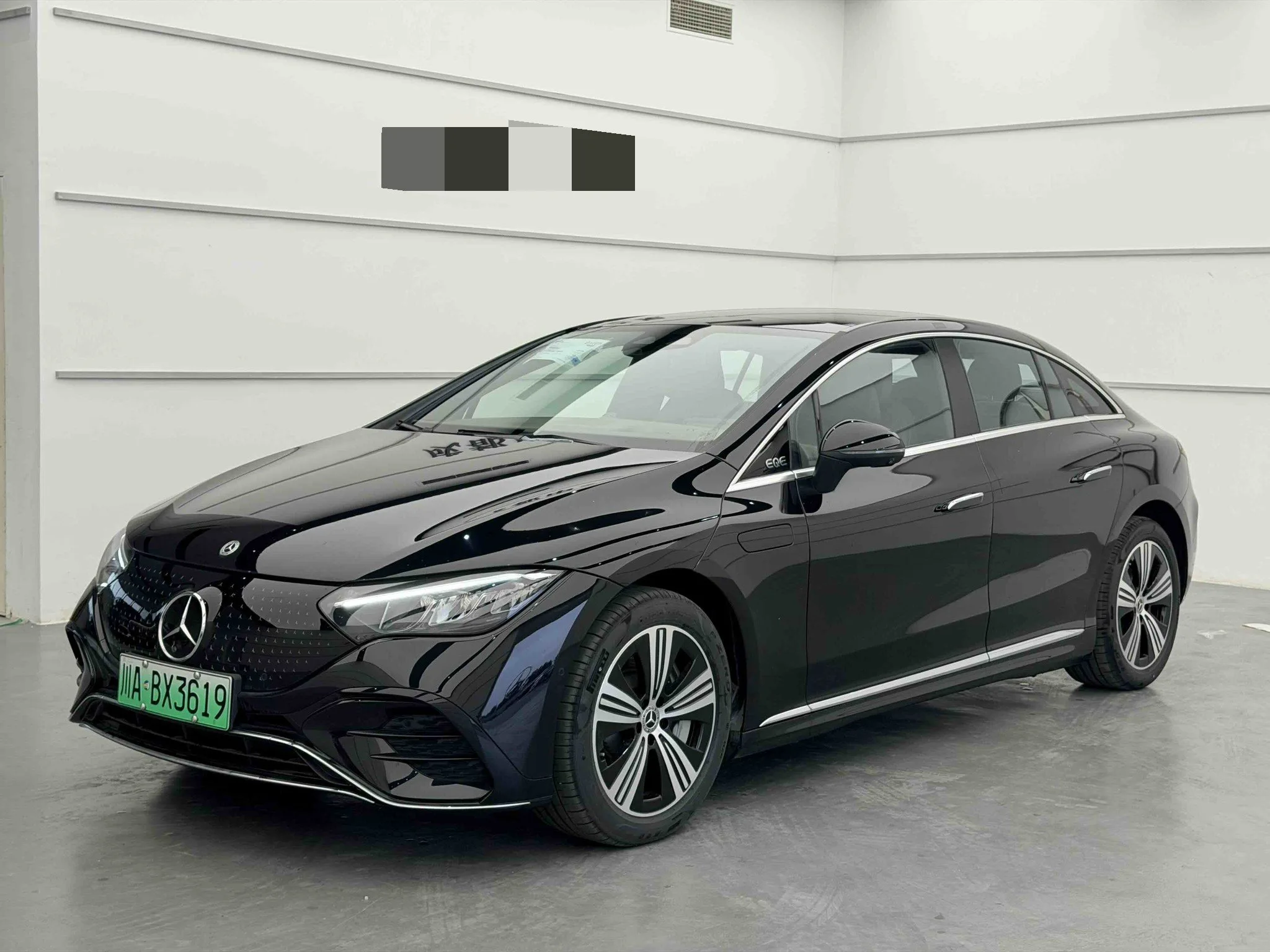 Mercedes-Benz 2025 EQE 500 4MATIC Luxury Edition Automatic