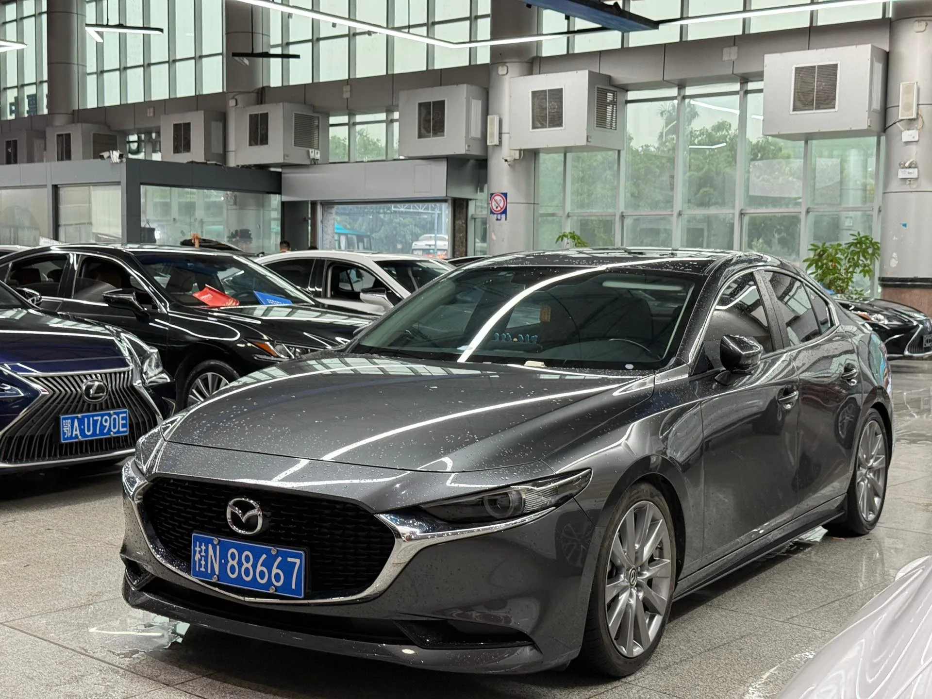 Mazda3 Axela 2021 2.0L Automatic Premium Edition