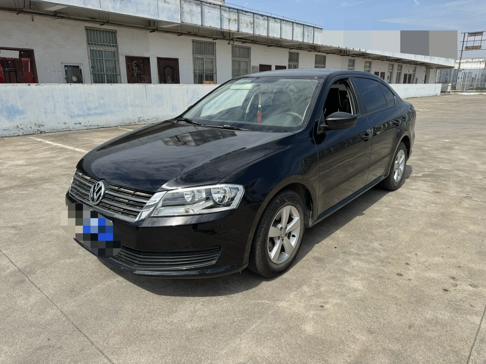 2013 Volkswagen Lavida Classic Facelift 1.6L Automatic Fashion Edition