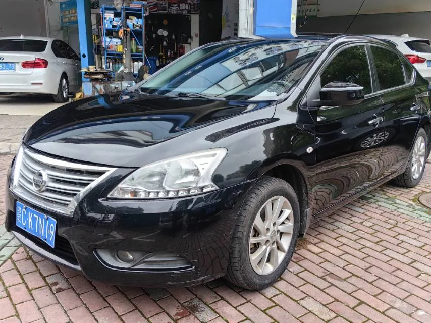 Nissan Sylphy 2012 1.6XL CVT Luxury Edition