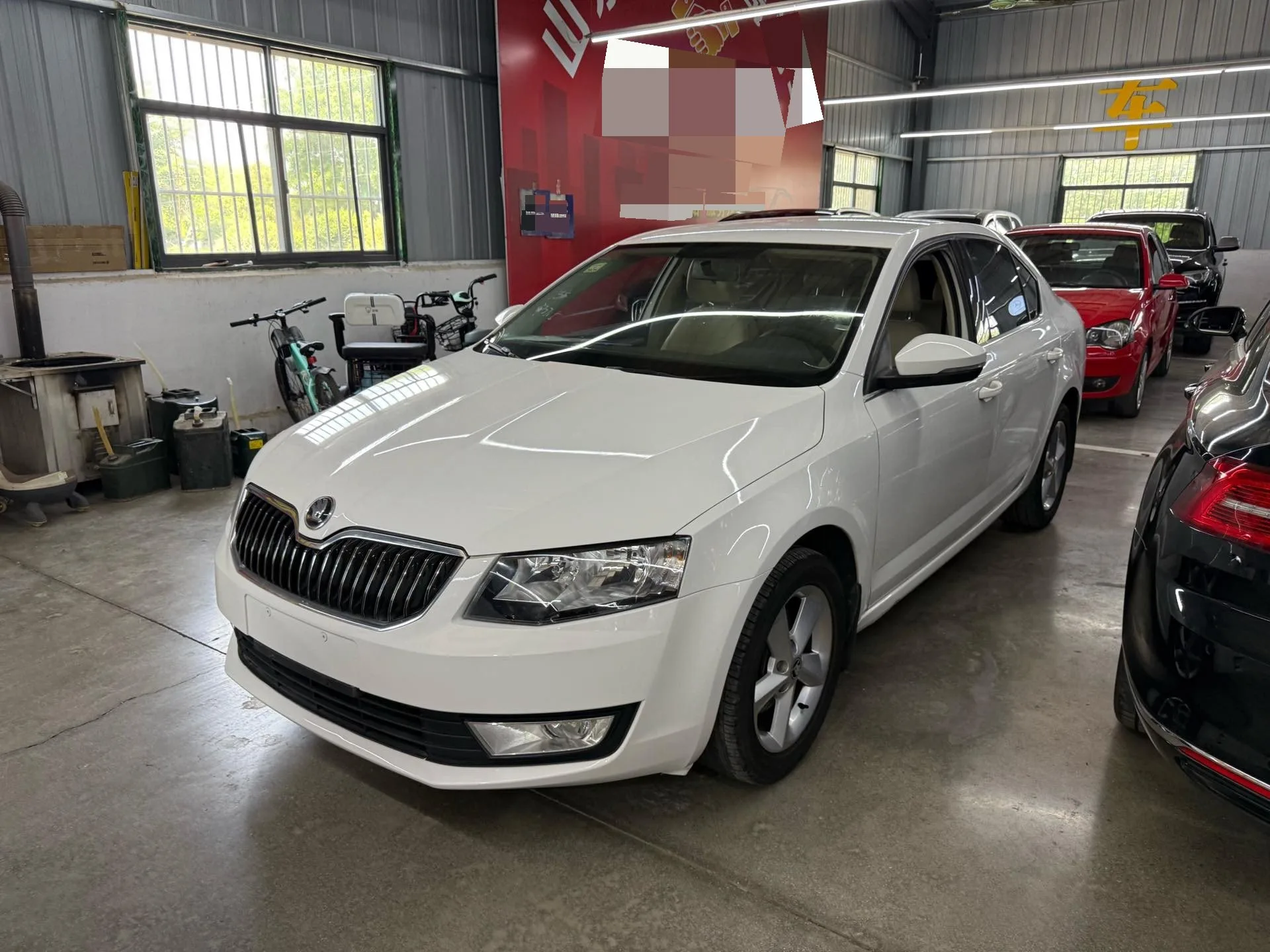 Octavia 2015 1.6L Automatic Elite Edition