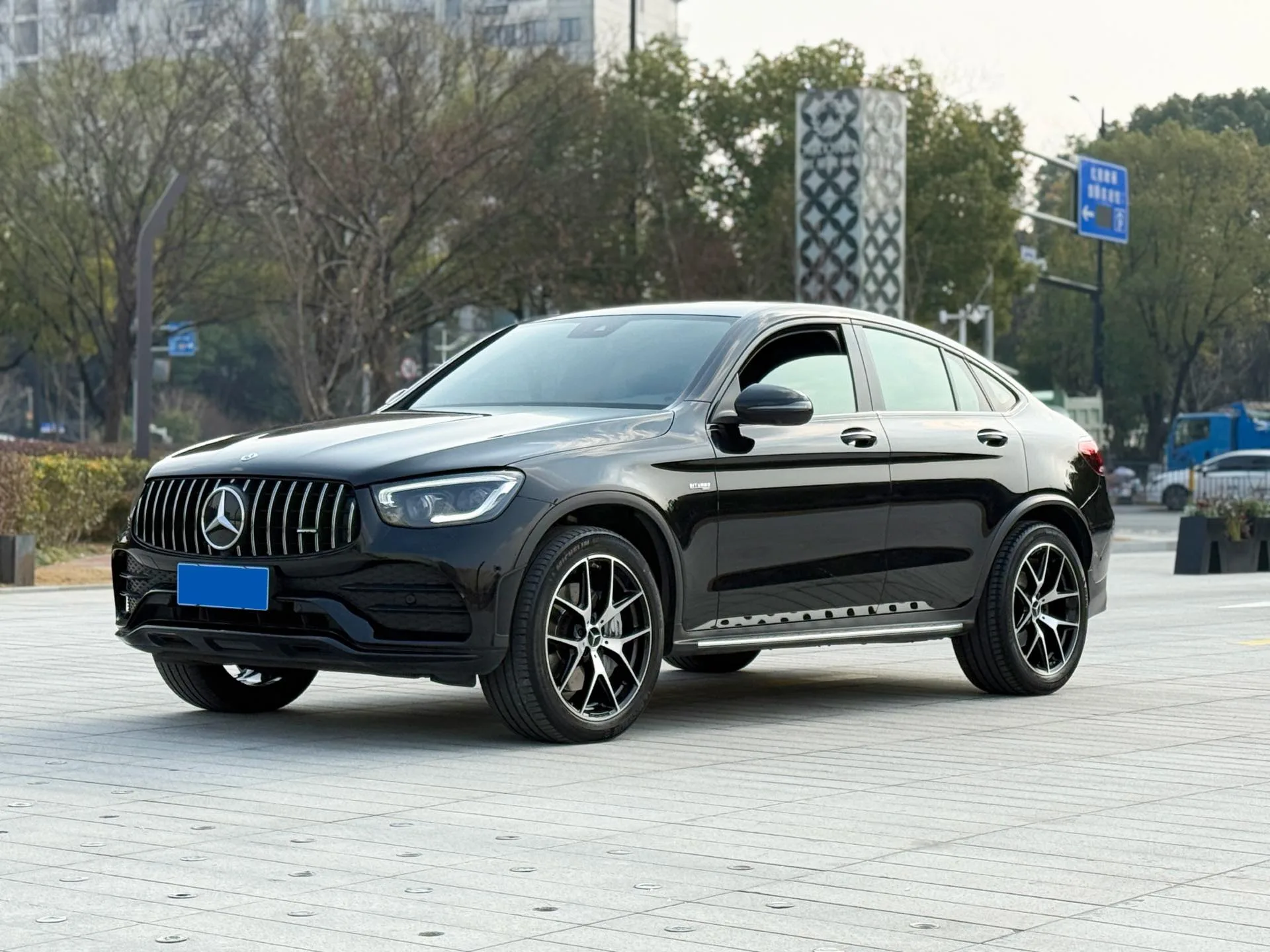 Mercedes-Benz GLC Coupe AMG 2022 AMG GLC 43 4MATIC Coupe SUV