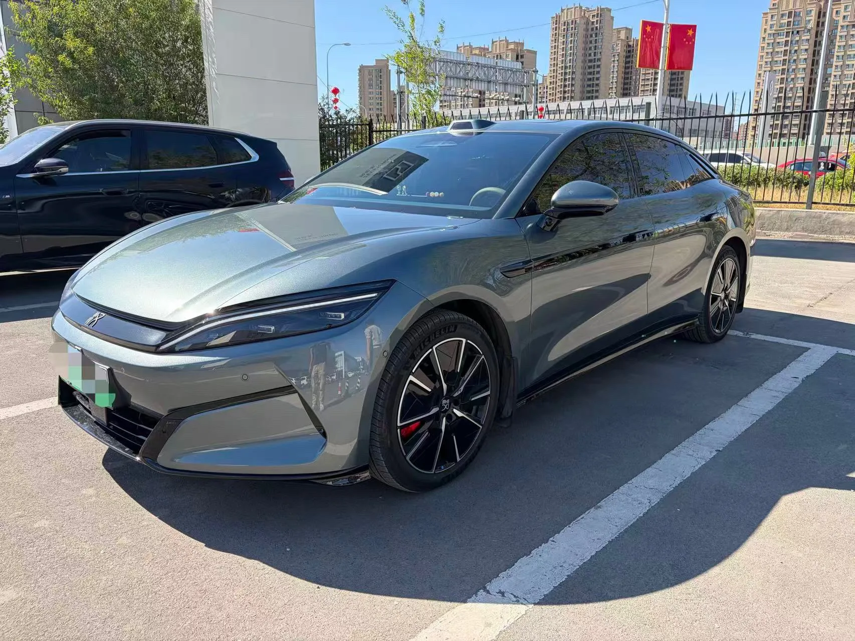 BYD 2025 Han L EV 701KM LiDAR Premium Automatic Transmission