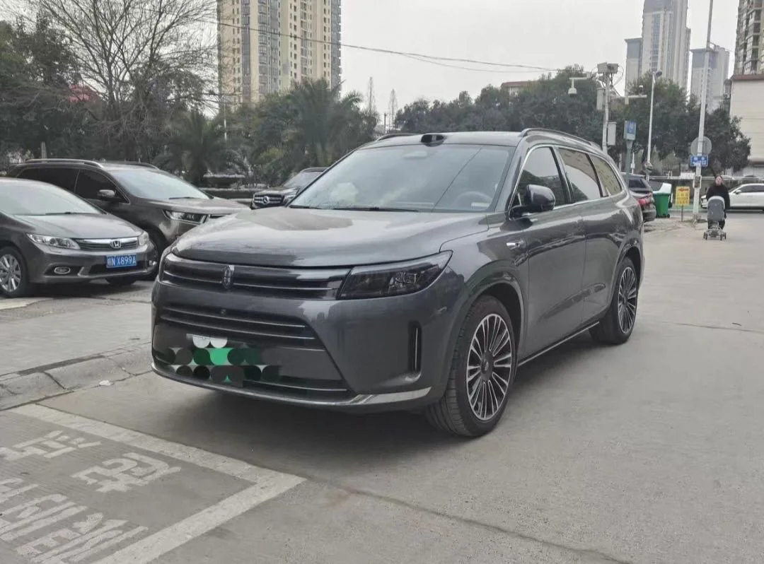 AITO 2024 Model M7 Intelligent Driving 4WD Max Edition 5-seater Automatic