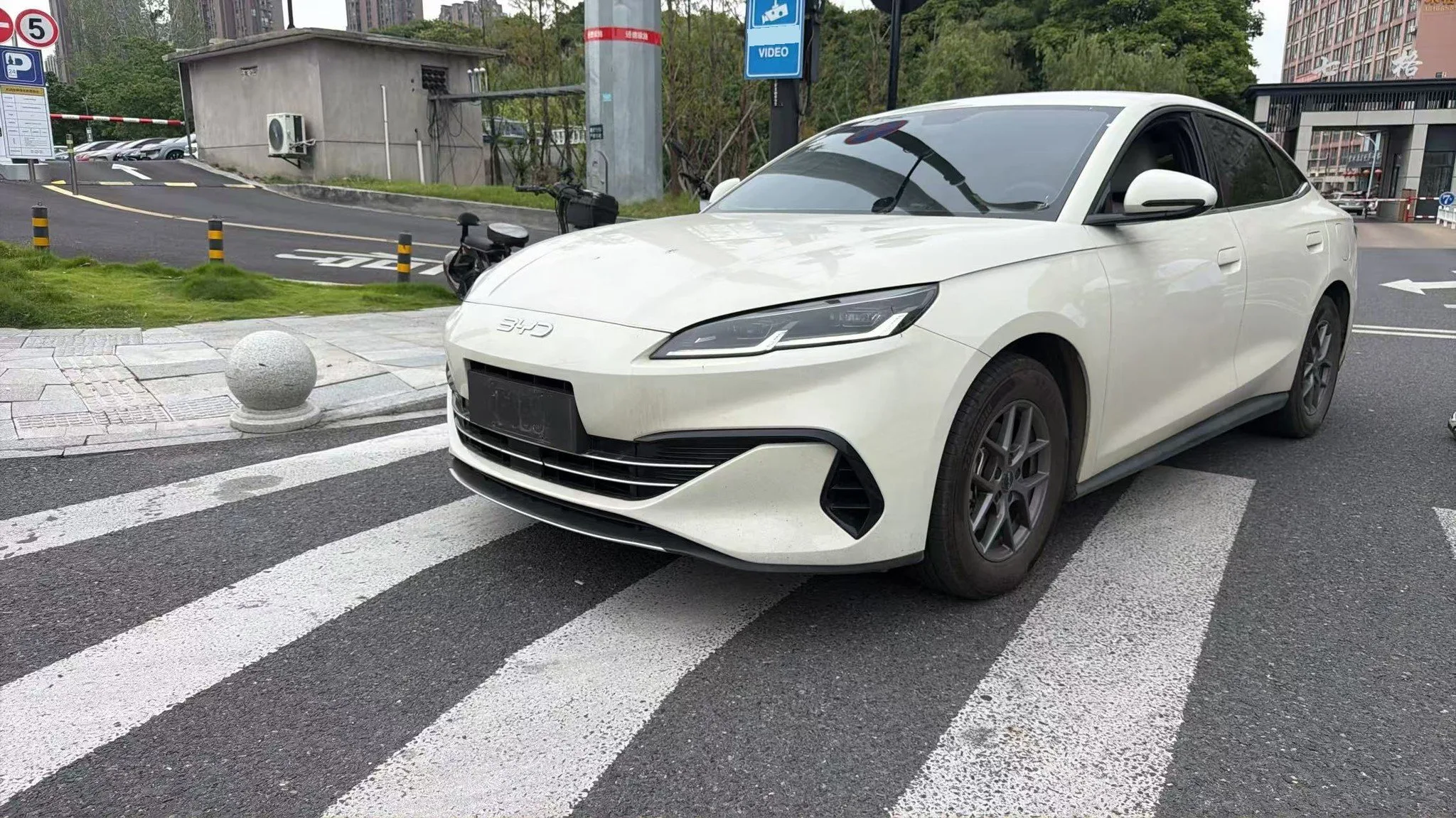 Seal 06 DM-i 2024 DM-i 80KM Luxury