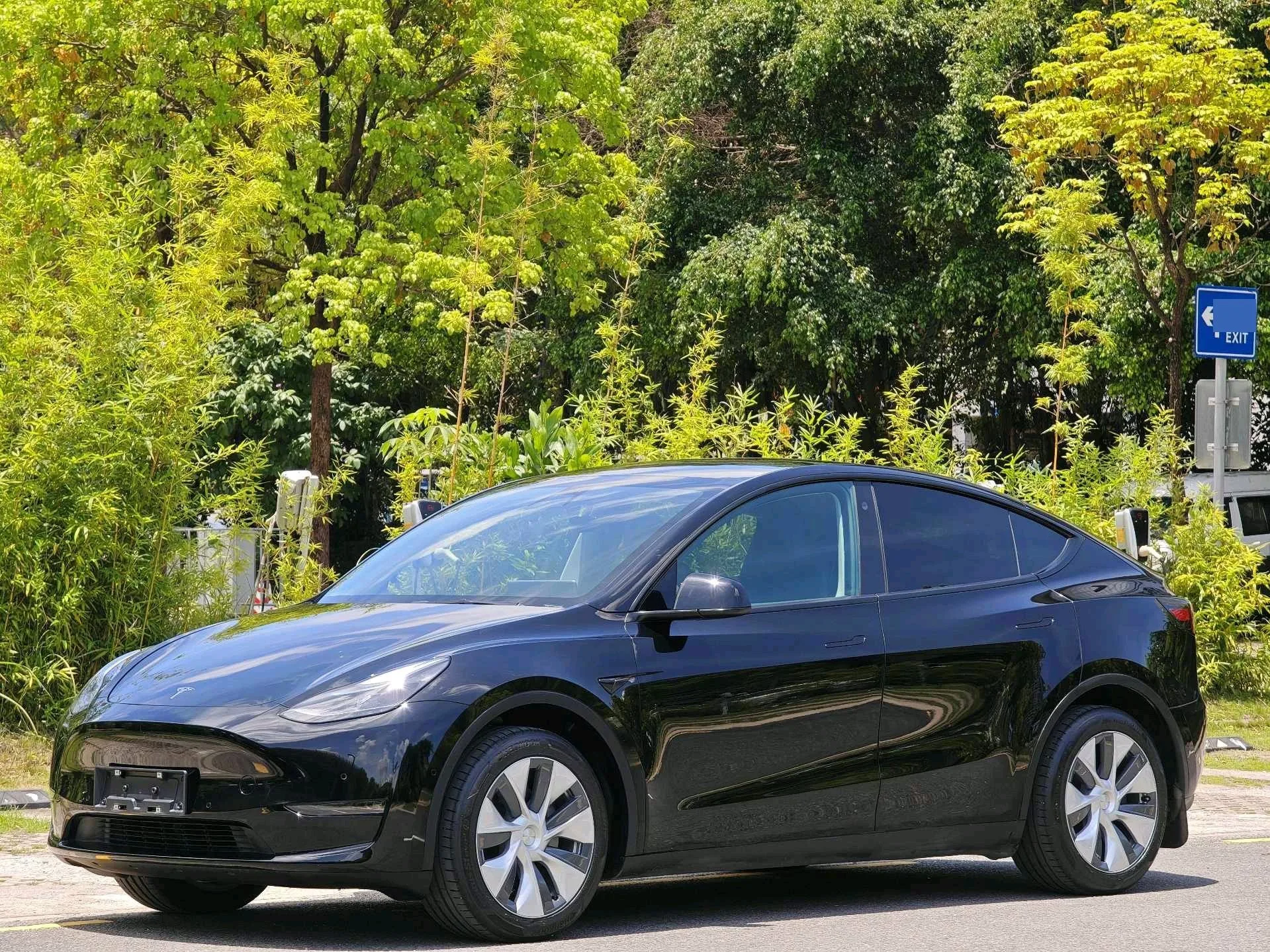 Model Y 2022 Facelift Long Range All-Wheel Drive Version