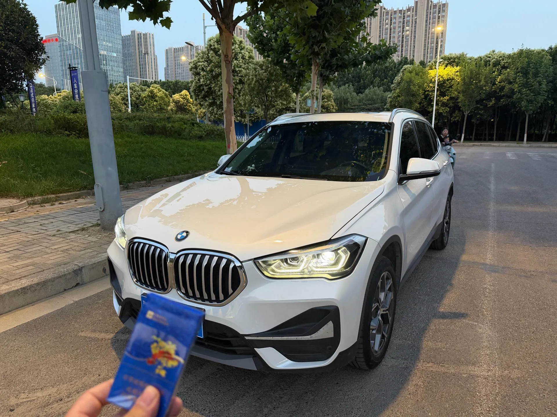 BMW X1 2022 sDrive25Li Leading Edition