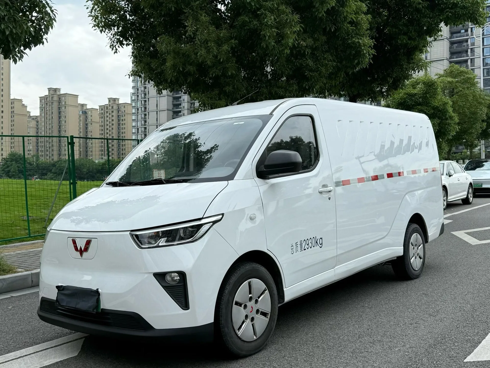 Wuling Yangguang 2024 Model 300km Practical Sealed Window Edition