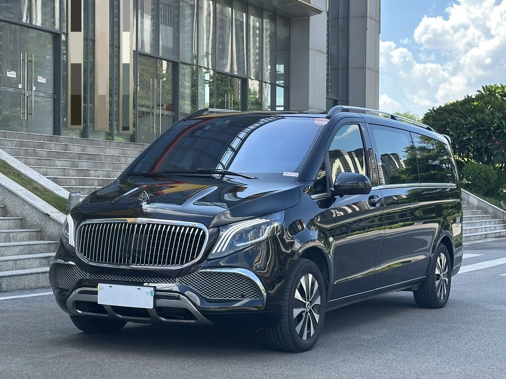 Mercedes-Benz 2023 Vito 2.0T Elite Edition 7-seater Automatic