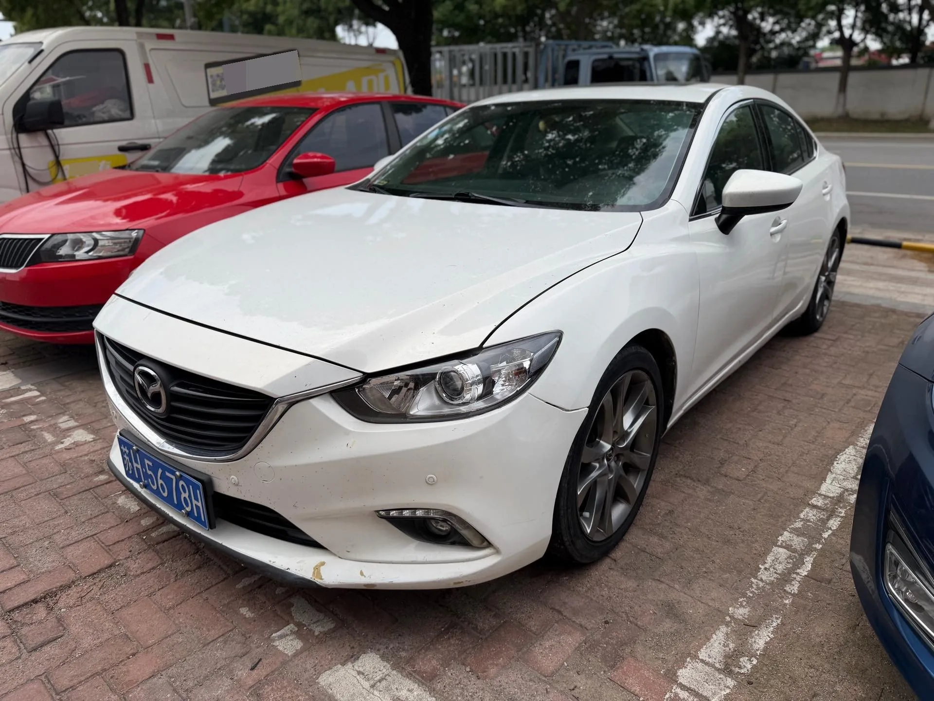 Mazda6 Atenza 2015 2.0L Blue Sky Luxury Edition