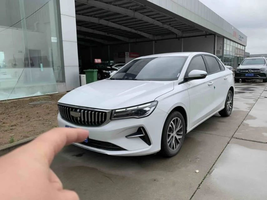 Geely 2026 Emgrand Sedan 1.5 4 Million Commemorative Edition (Manual Transmission)