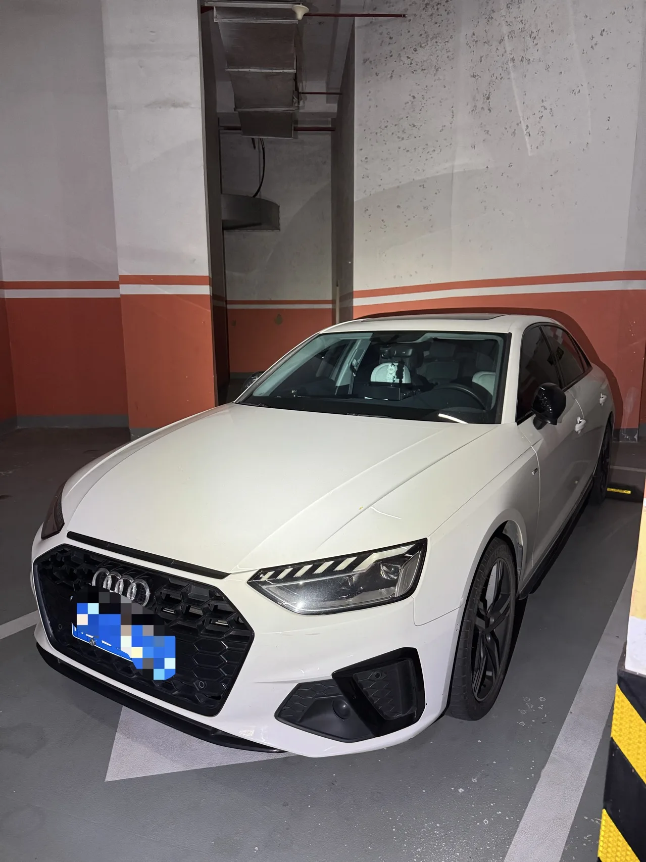 Audi A4L 2022 40 TFSI Luxury Dynamic