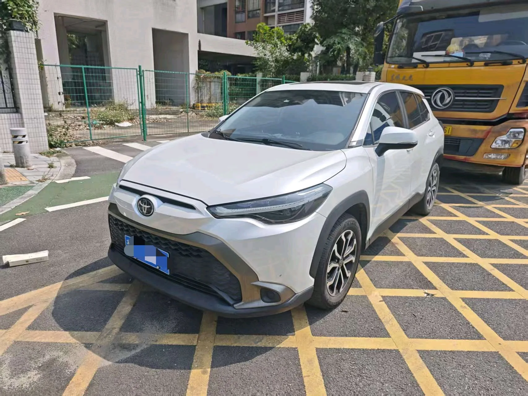 Toyota 2023 Honda GL8 2.0L CVT Luxury Edition Automatic