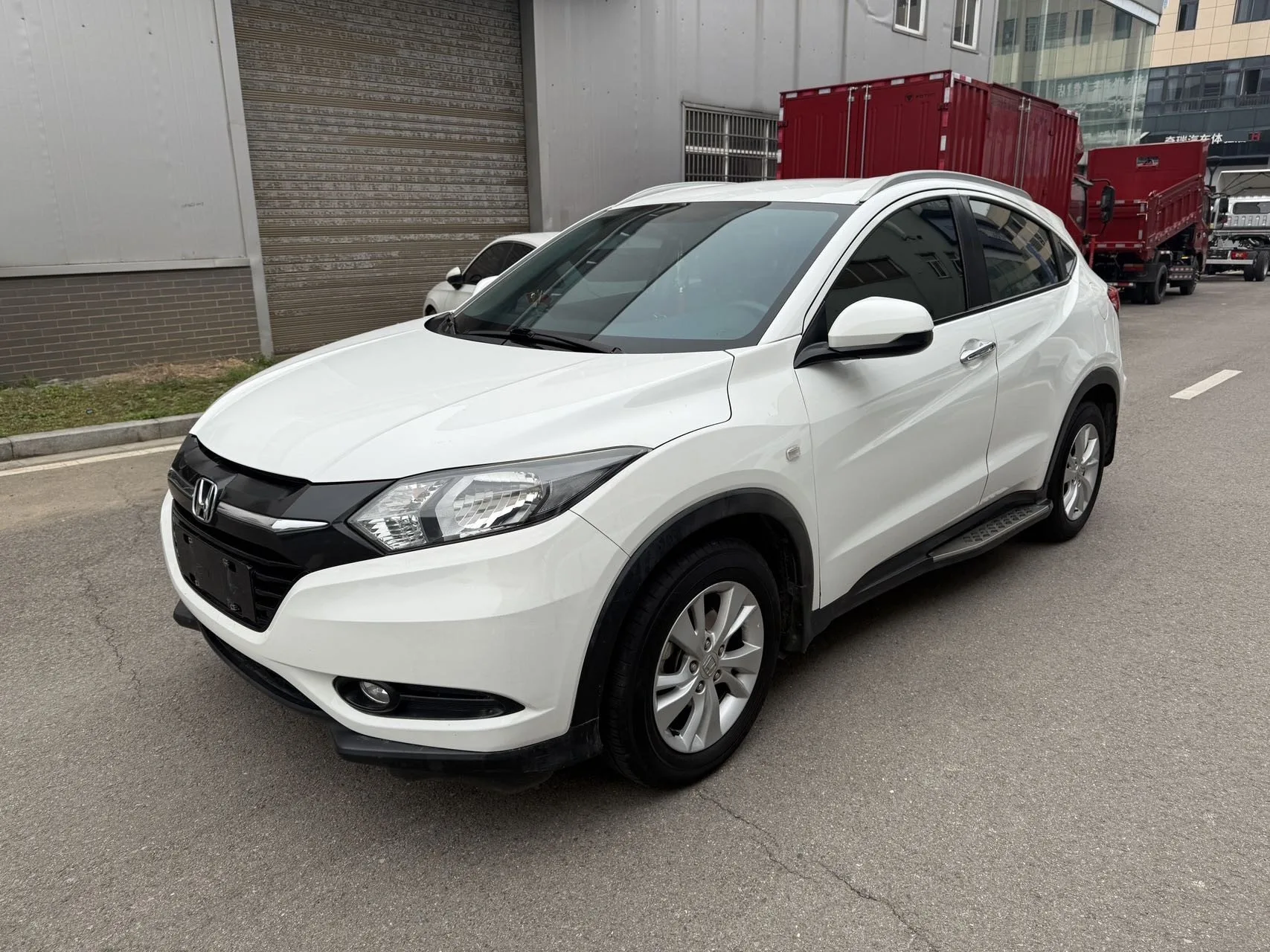 Vezel 2017 Model Year 1.5L CVT Front-Wheel Drive Comfort Trim