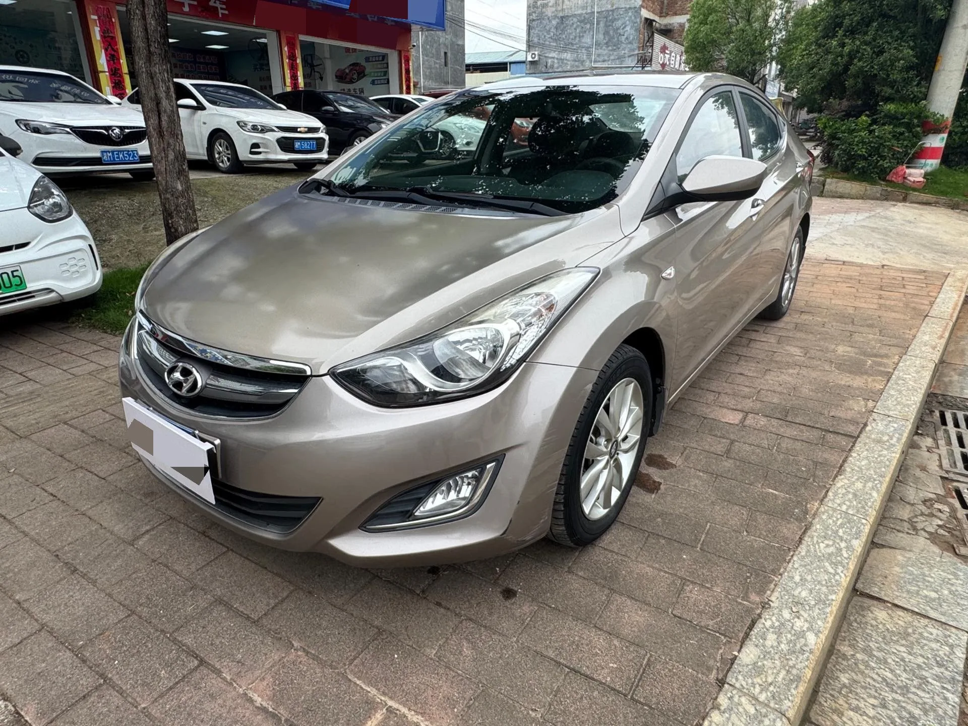 Hyundai Elantra 2015 1.6L Automatic Fashion Edition