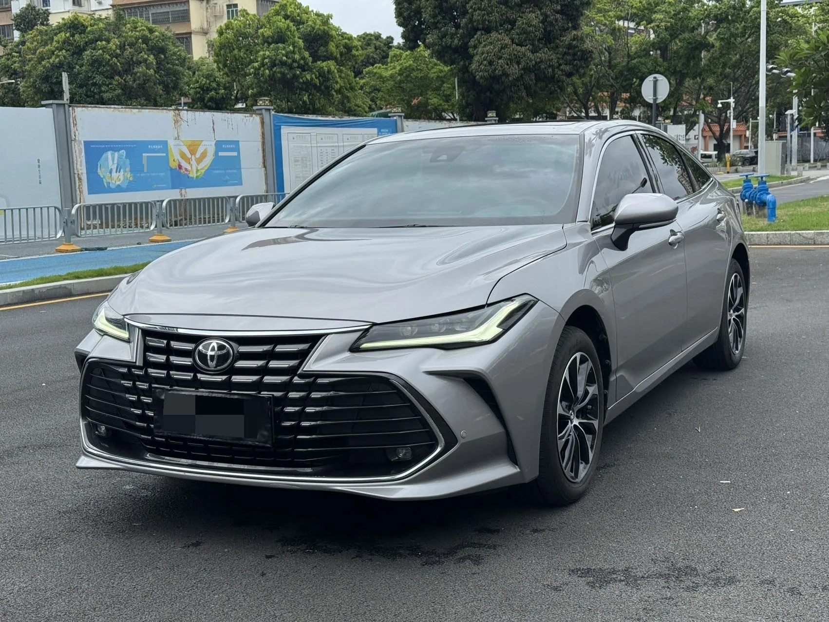 2024 Toyota Avalon 2.0L CVT Premium Edition (Automatic)