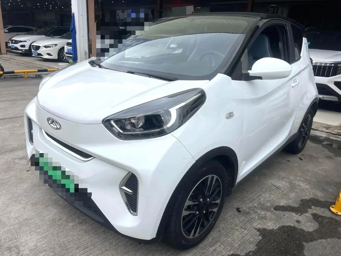 Little Ant 2022 Facelift, Sweet Pink, Semi-Sugar Edition, Ternary Lithium, 30 kW, 408 km