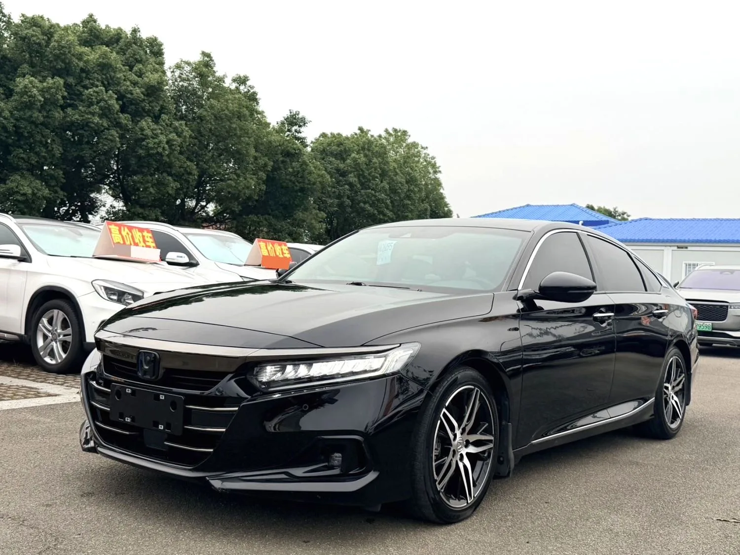 2022 Honda Accord Hybrid 2.0L Phantom Night Edition