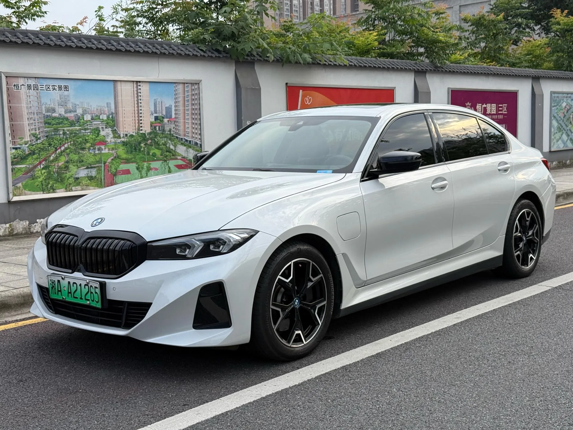 BMW 2024 i3 eDrive 35L Automatic