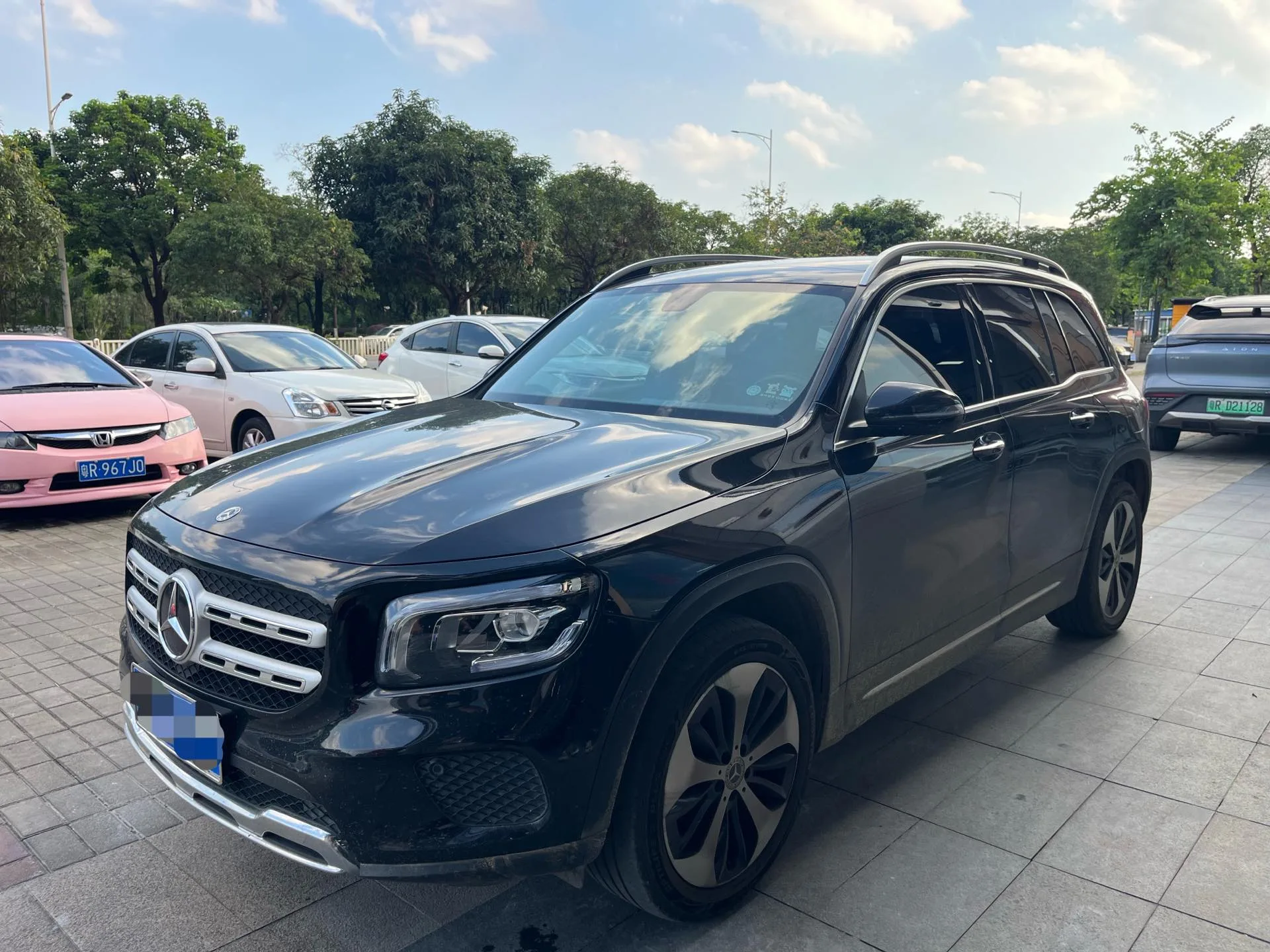 Mercedes-Benz GLB 2021 Fashion Edition