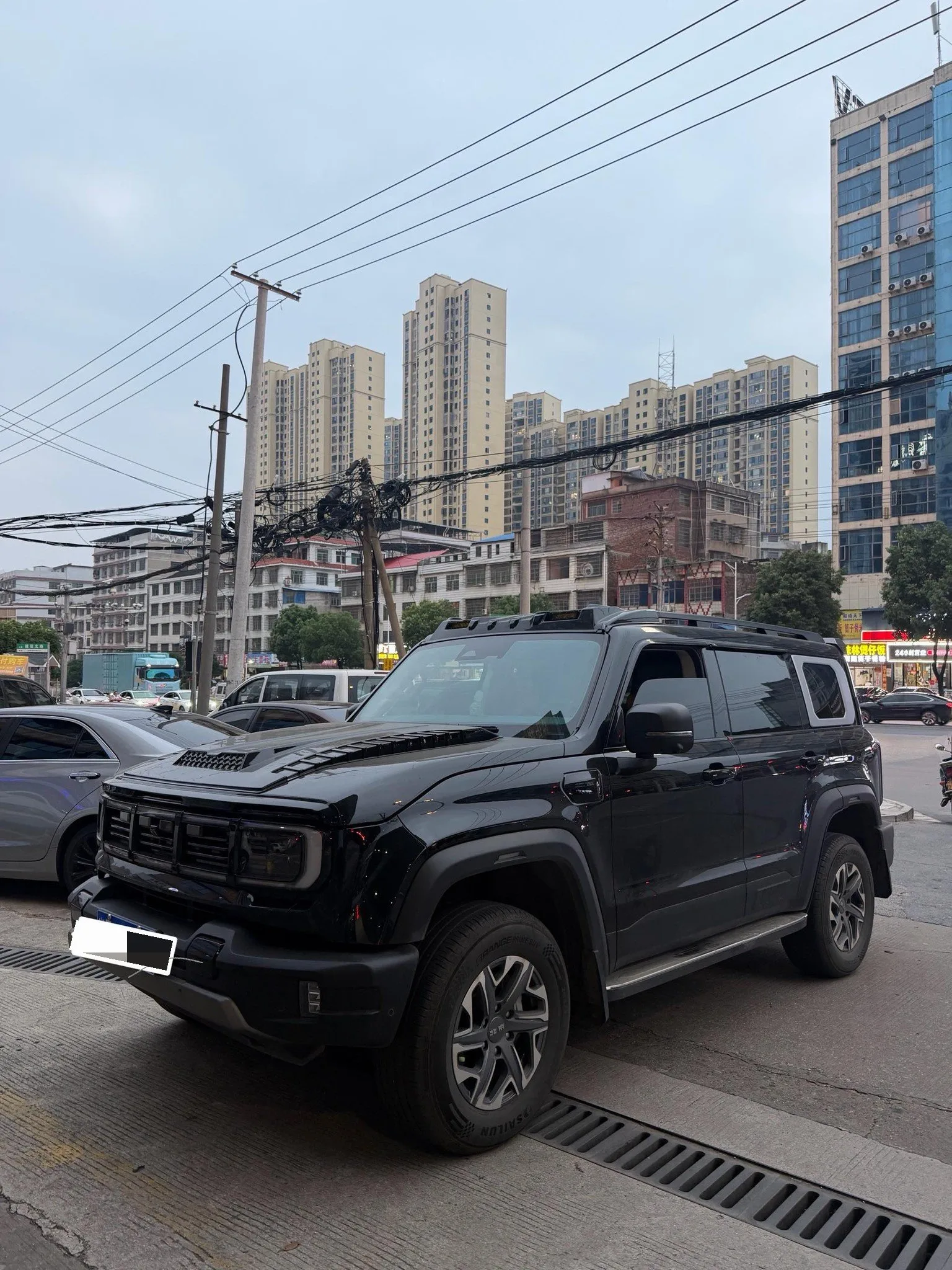2024 Beijing BJ40 2.0T City Hunter Edition (Swordsman Type) Automatic Transmission