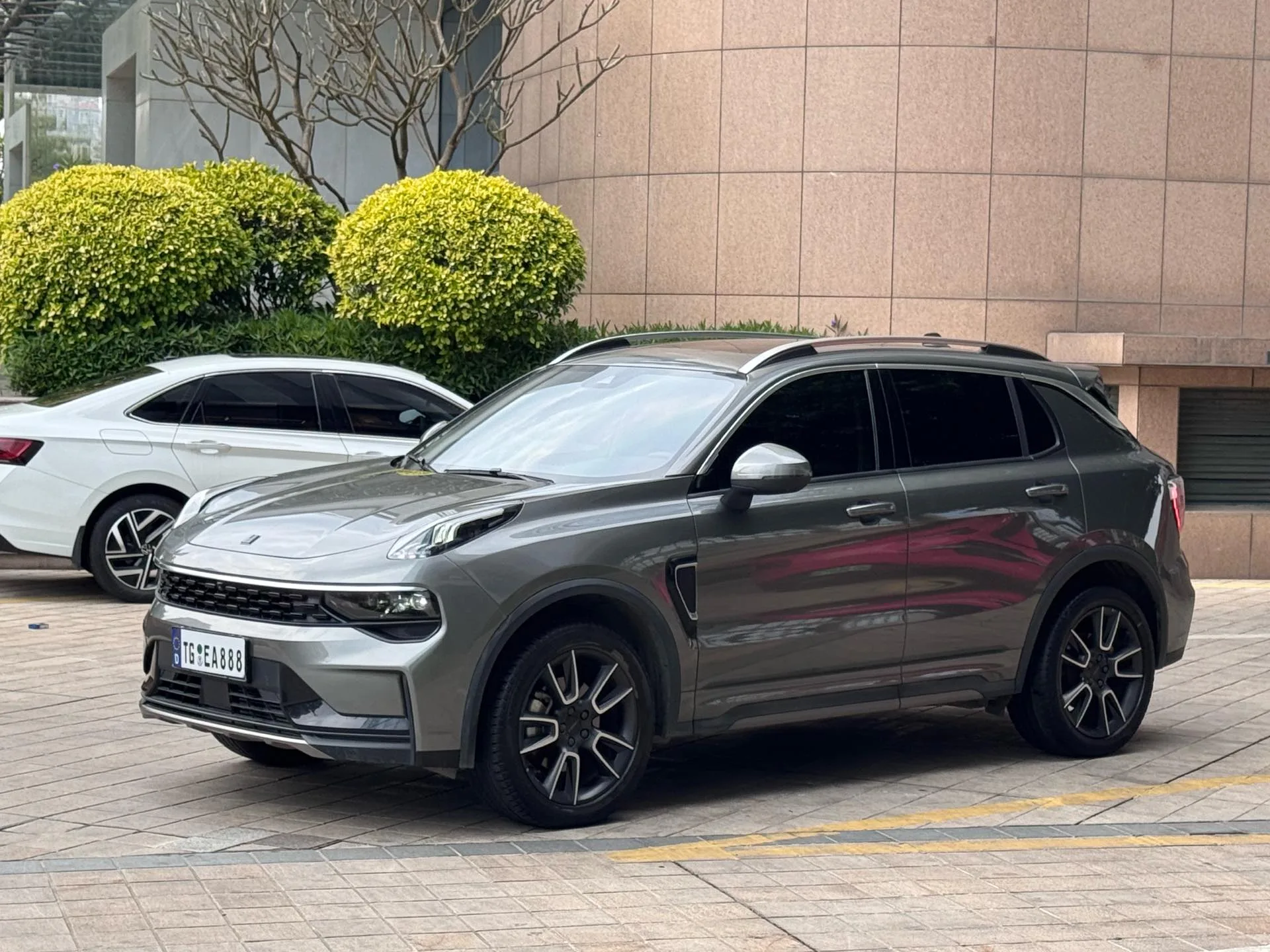 Lynk & Co 01 2021 Model Year 2.0TD FWD Pro