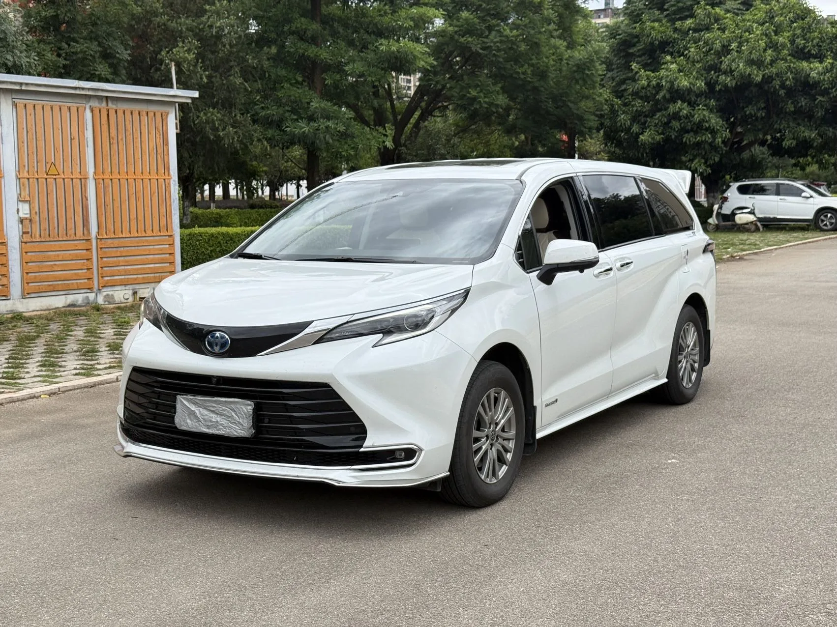 Toyota Cana 2023 2.5L CVT Comfort Edition Automatic