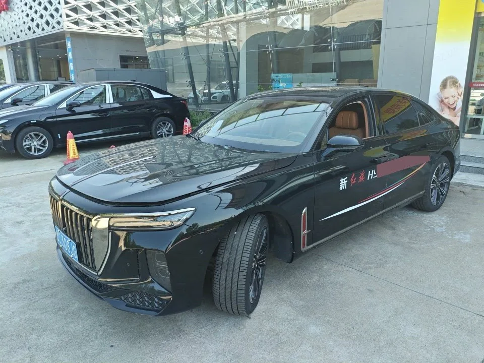Hongqi H9 2024 Model Year 2.0T Qichang Luxury Business Edition
