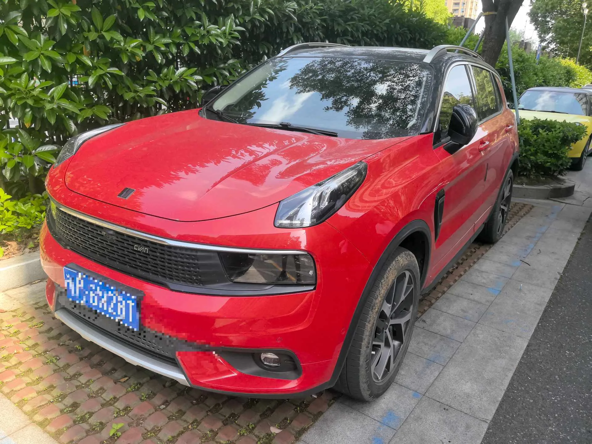 Lynk & Co 01 2019 Model Year 2.0T AWD Jin Pro Edition (China V Emission Standard)