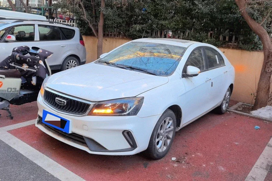 Geely Emgrand 2021 UP 1.5L CVT Luxury Edition