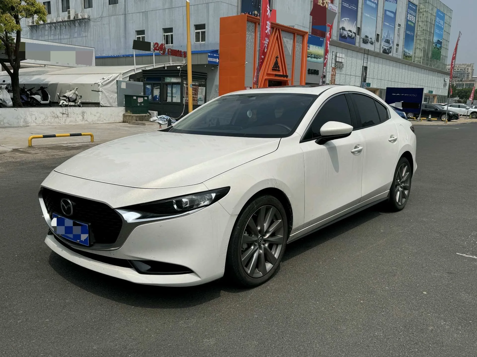Mazda3 Axela 2022 2.0L Automatic Premium Edition