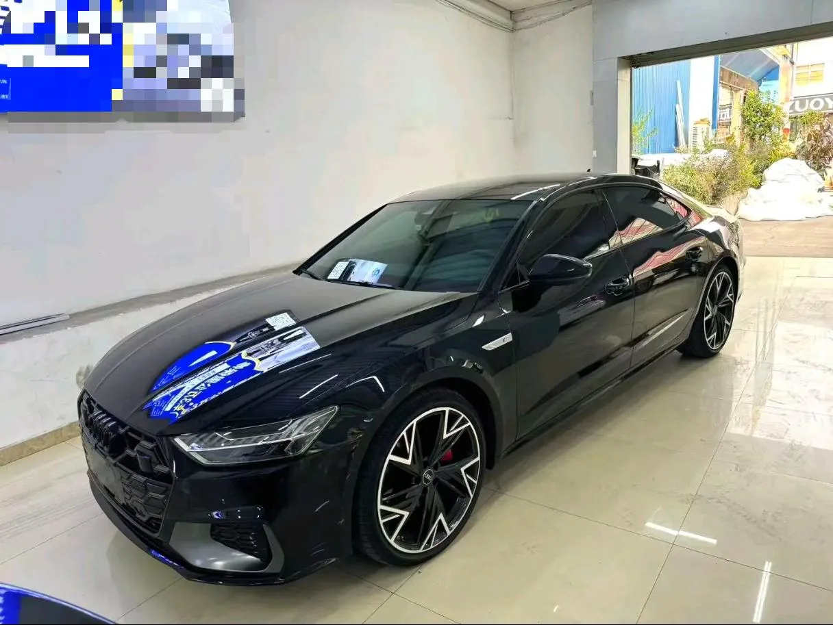 Audi 2024 A7L 2.0TFSI 45TFSI Quattro Black Knight Edition Automatic