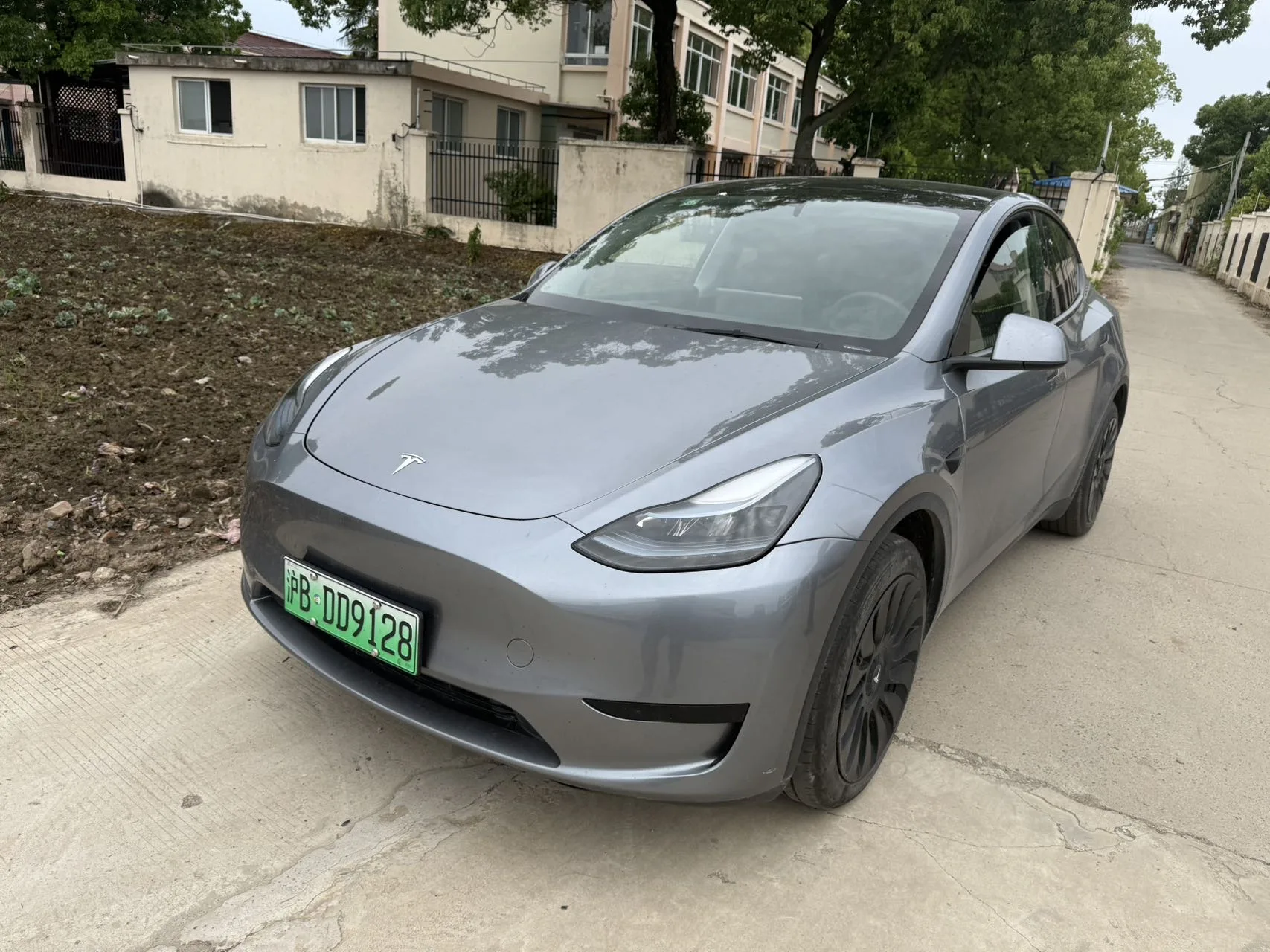 Model Y 2024 Rear-Wheel Drive