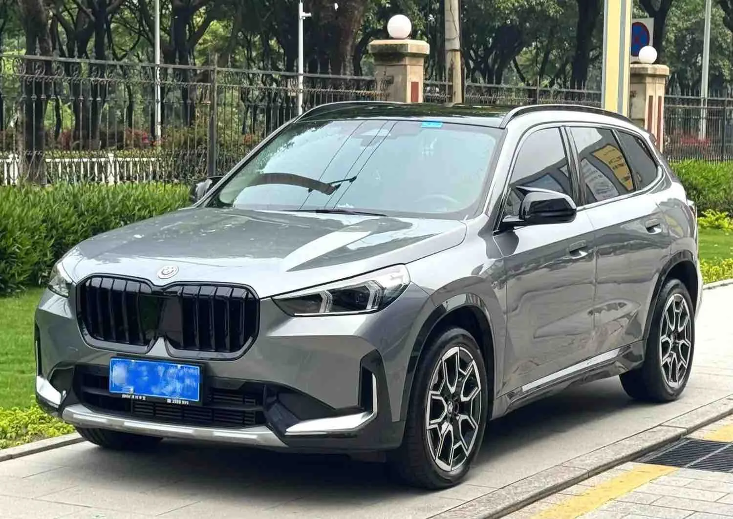 2024 BMW X1 sDrive25Li 2.0T X Design Package, Automatic Transmission