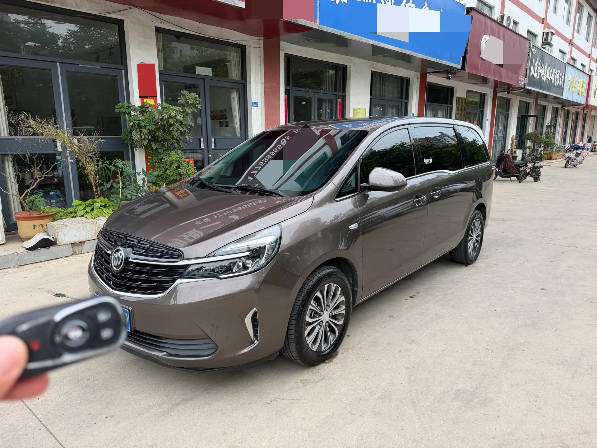 Buick GL8 2021 Land Business Class 652T Comfort