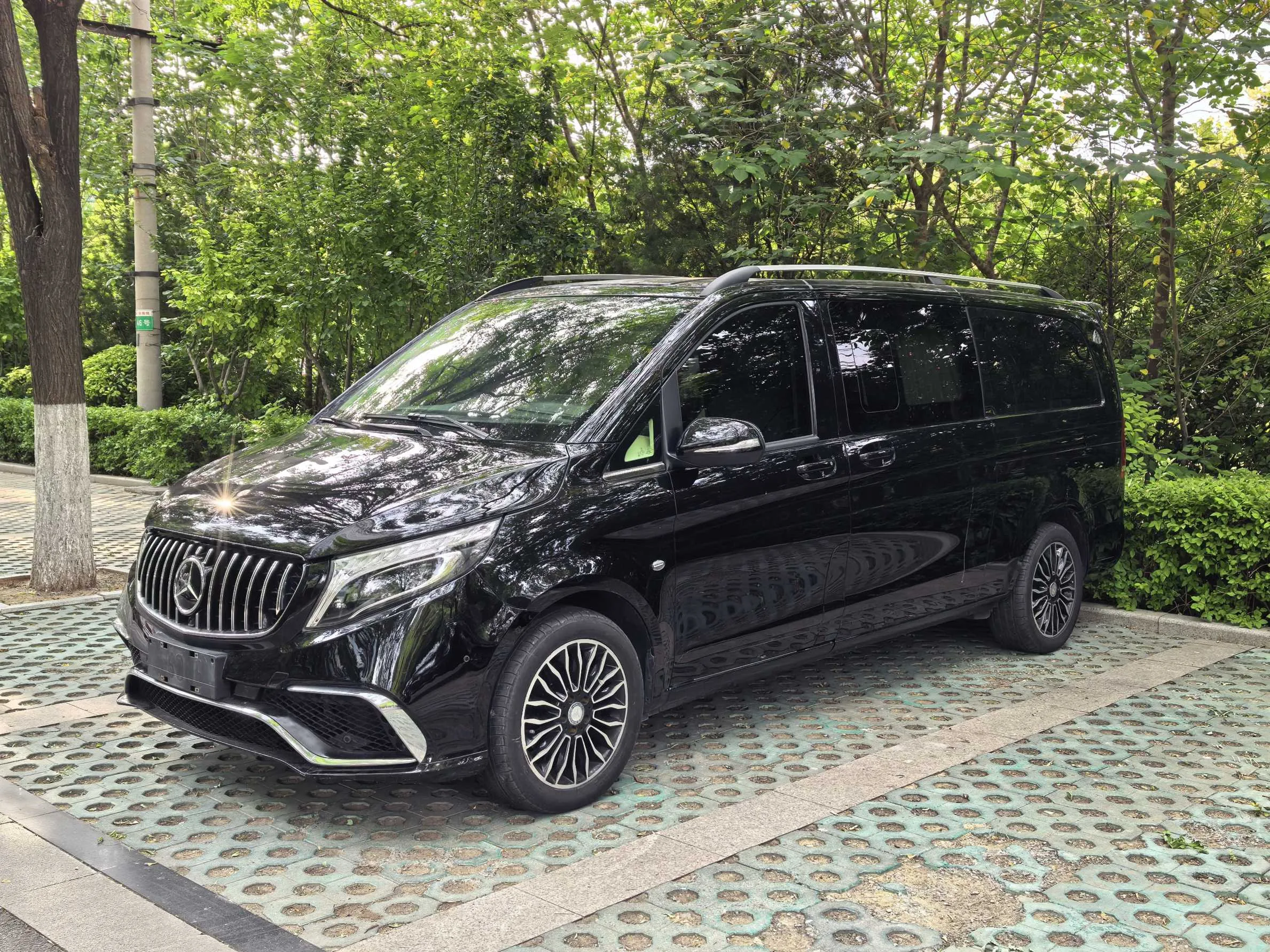 Vito 2020 2.0T Business Edition 7-seater