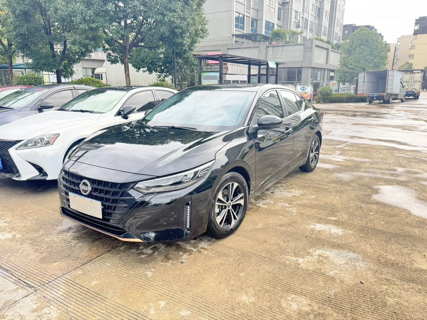 2026 Nissan Sylphy 1.6 CVT Black Gold Edition Automatic