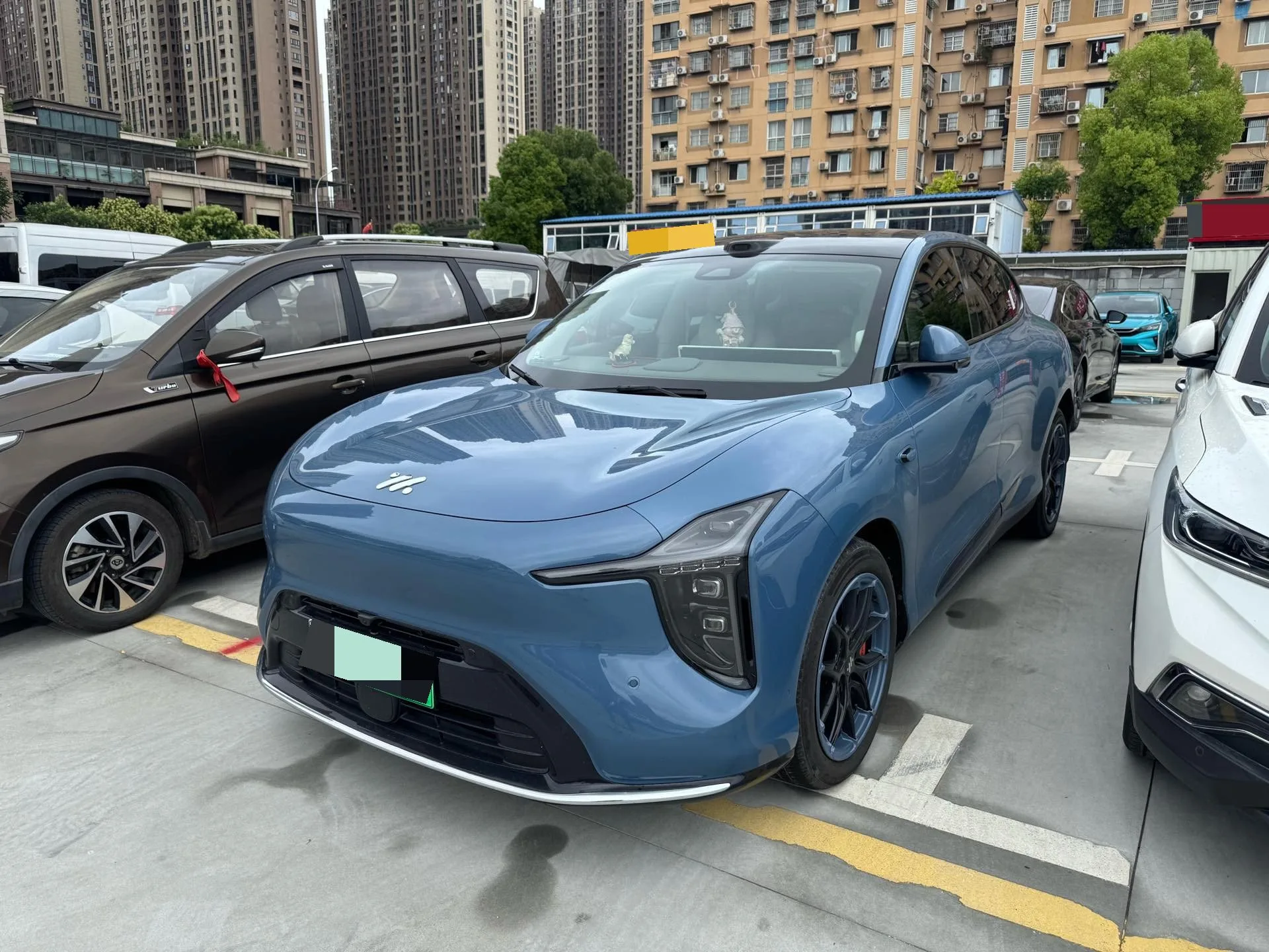 2026 Zhiji LS6 Max Automatic