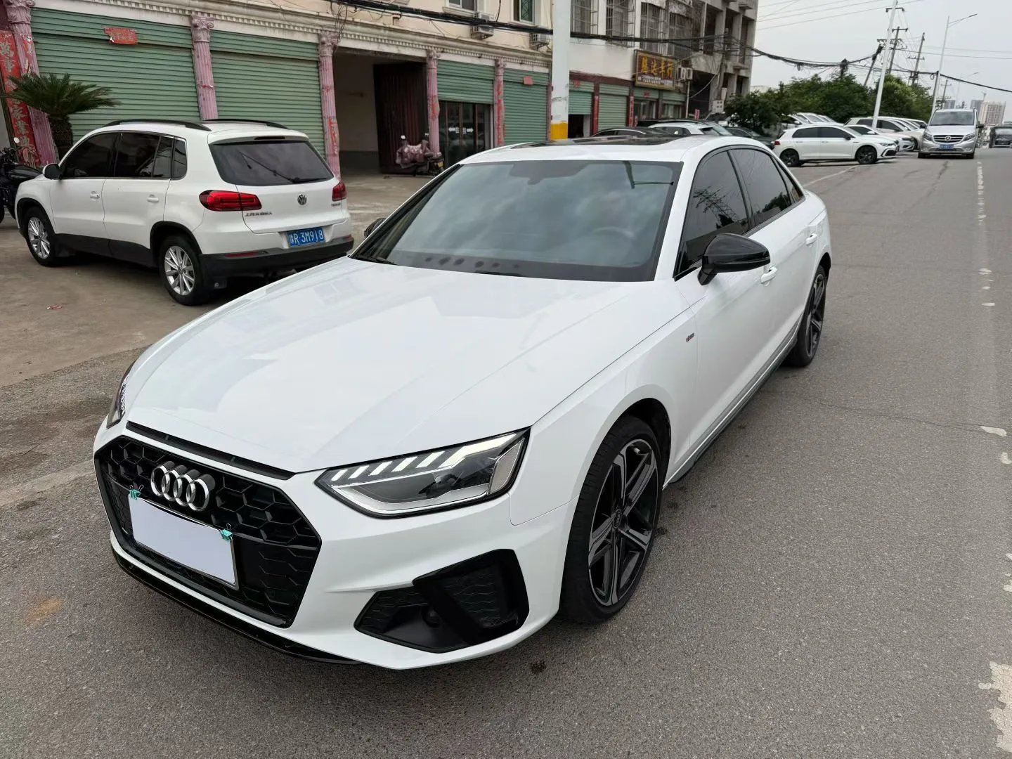 Audi A4L 2023 40 TFSI Luxury Dynamic