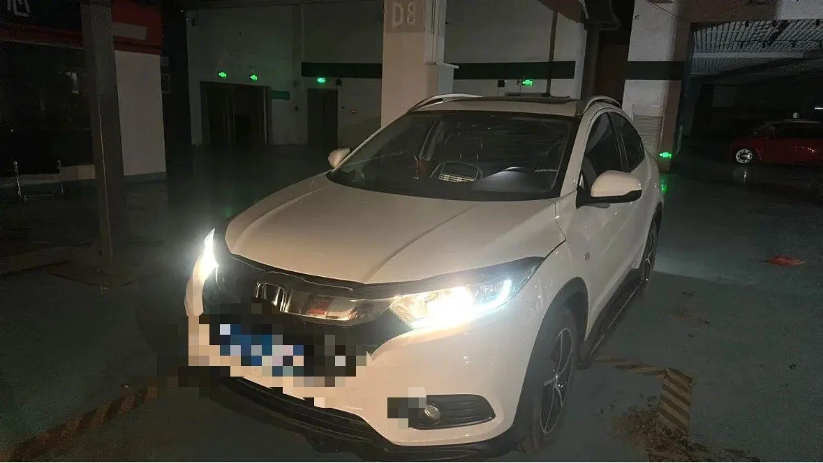 Vezel 2022 1.5L CVT Phantom Night Pioneer Edition