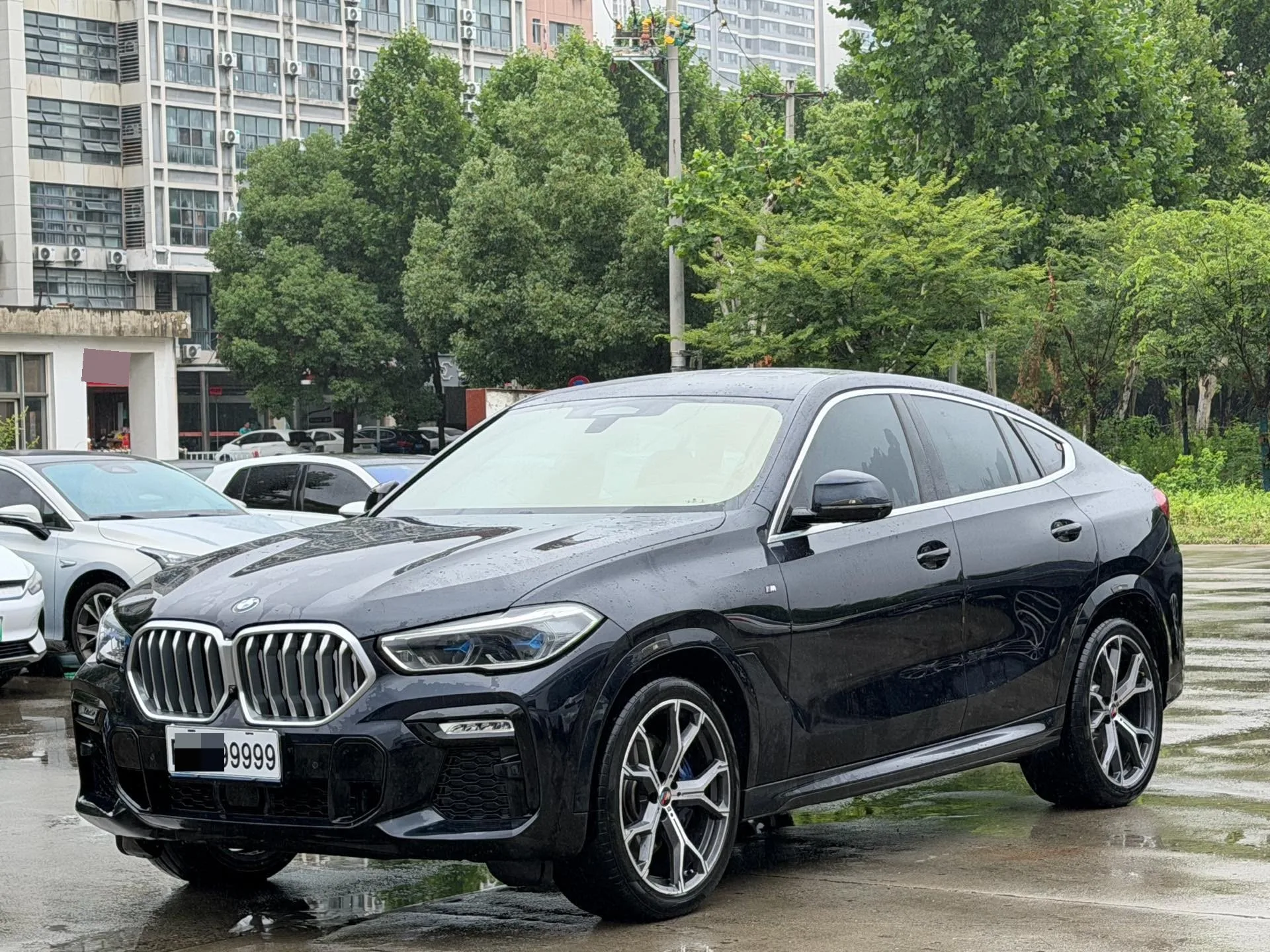 2021 BMW X6 Facelift xDrive40i Premium Edition with M Sport Package