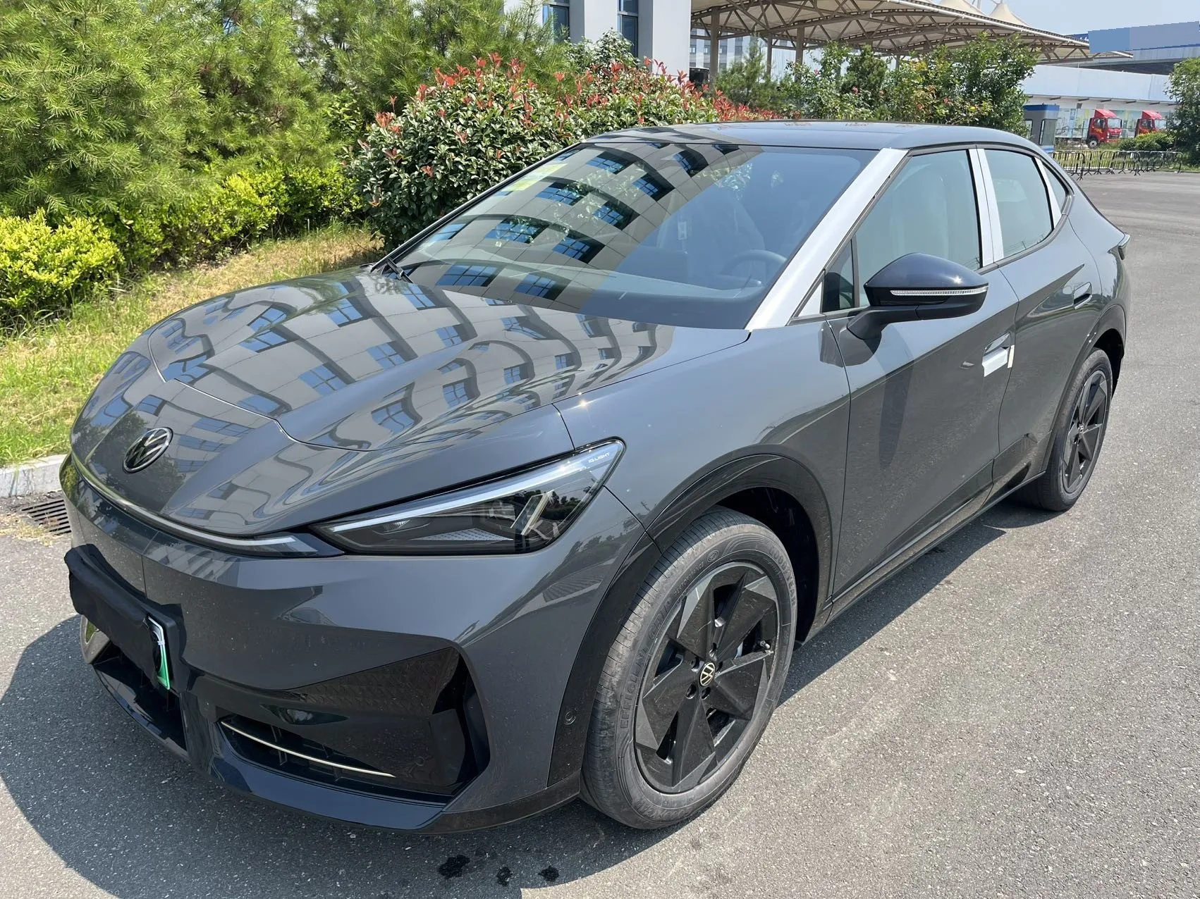 Volkswagen 2025 06 Pure Automatic