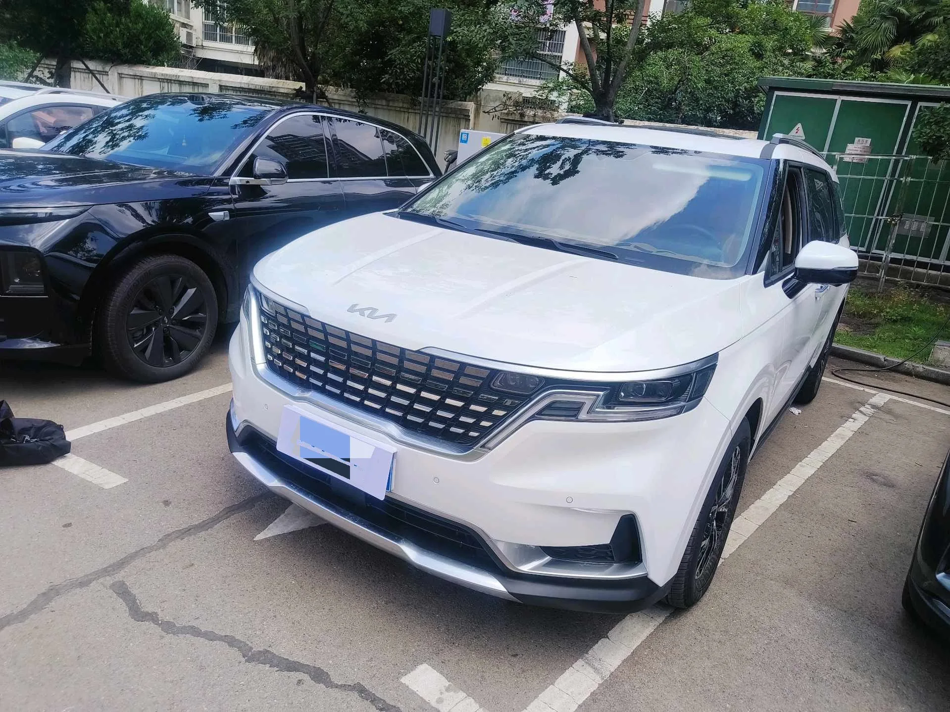 2026 Kia Carnival 2.0T Luxury Tech Edition, Automatic Transmission