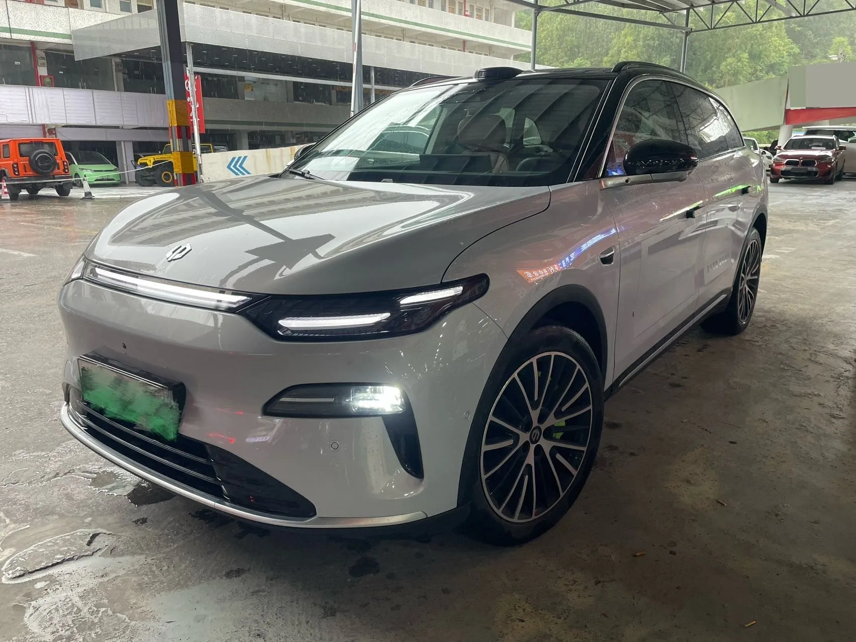 Leapmotor C11