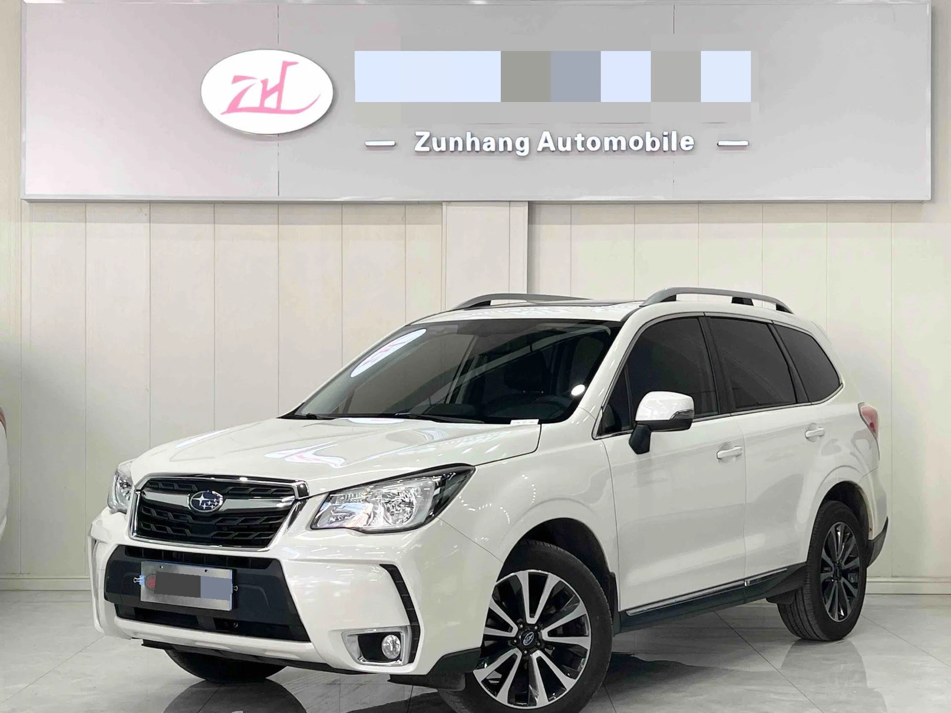 Forester 2016 2.0i Stylish Navigation Edition