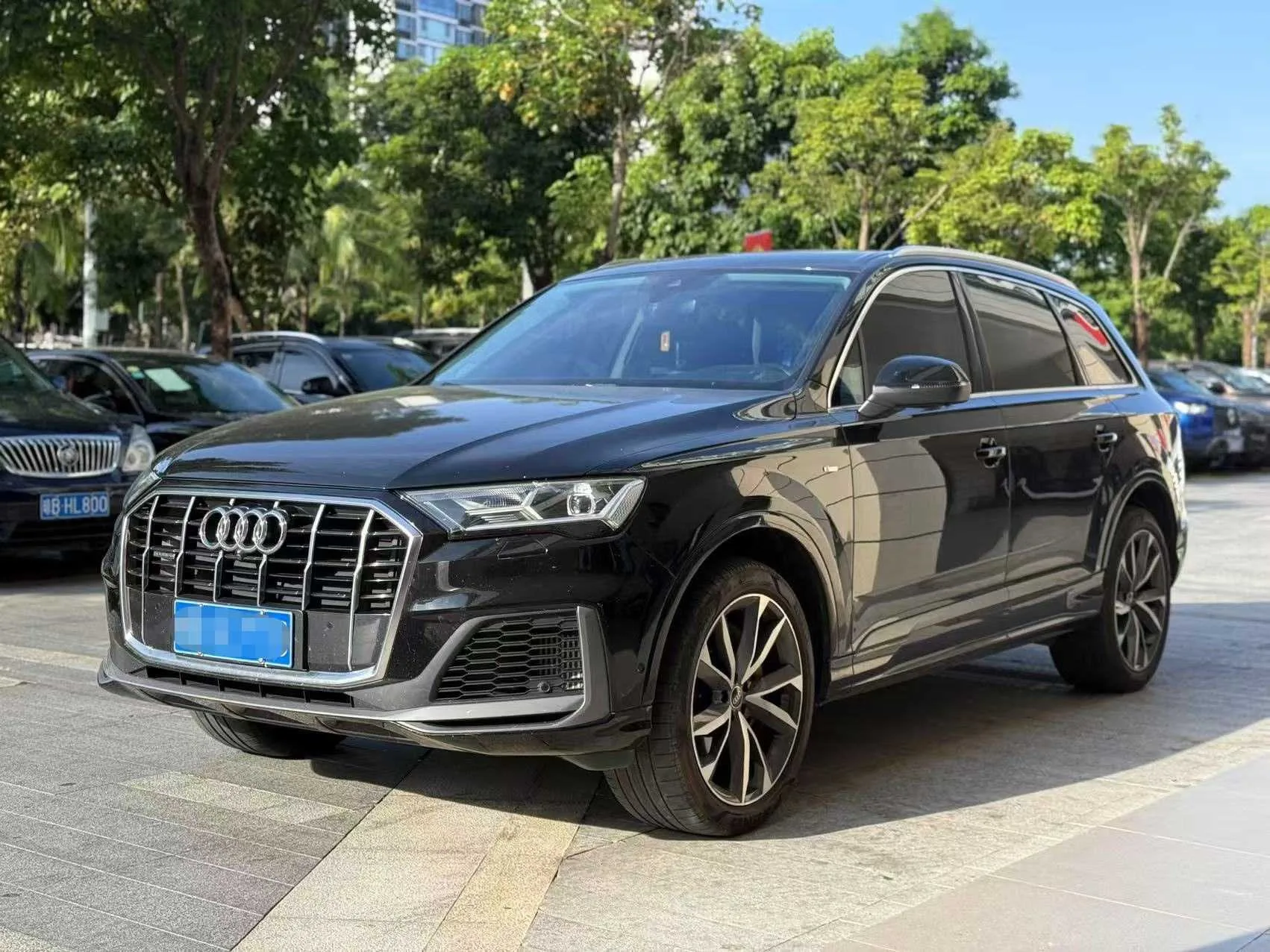 2022 Audi Q7 55 TFSI quattro S line Sport