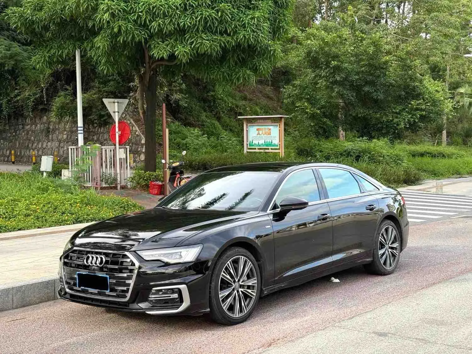 Audi A6L 2021 55 TFSI quattro Premium Dynamic Edition