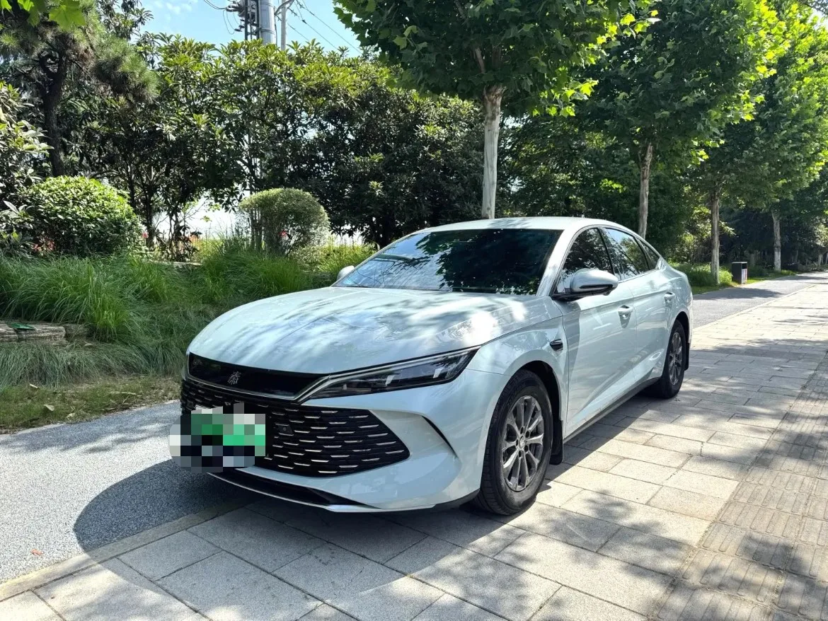 BYD 2025 Qin L DM-i 1.5 CVT Intelligent Driving Edition 80KM Leading Model Automatic